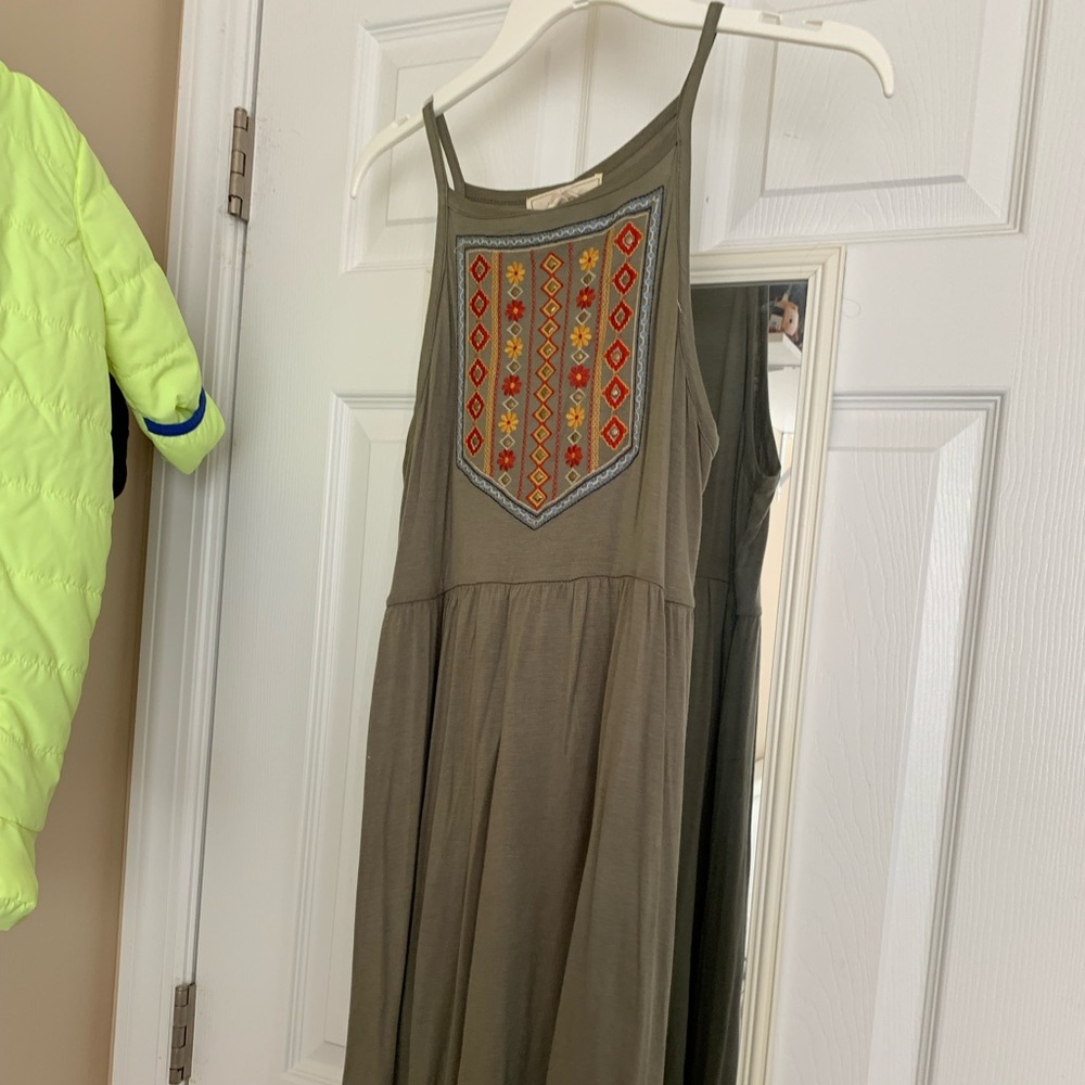 No comment green dress
